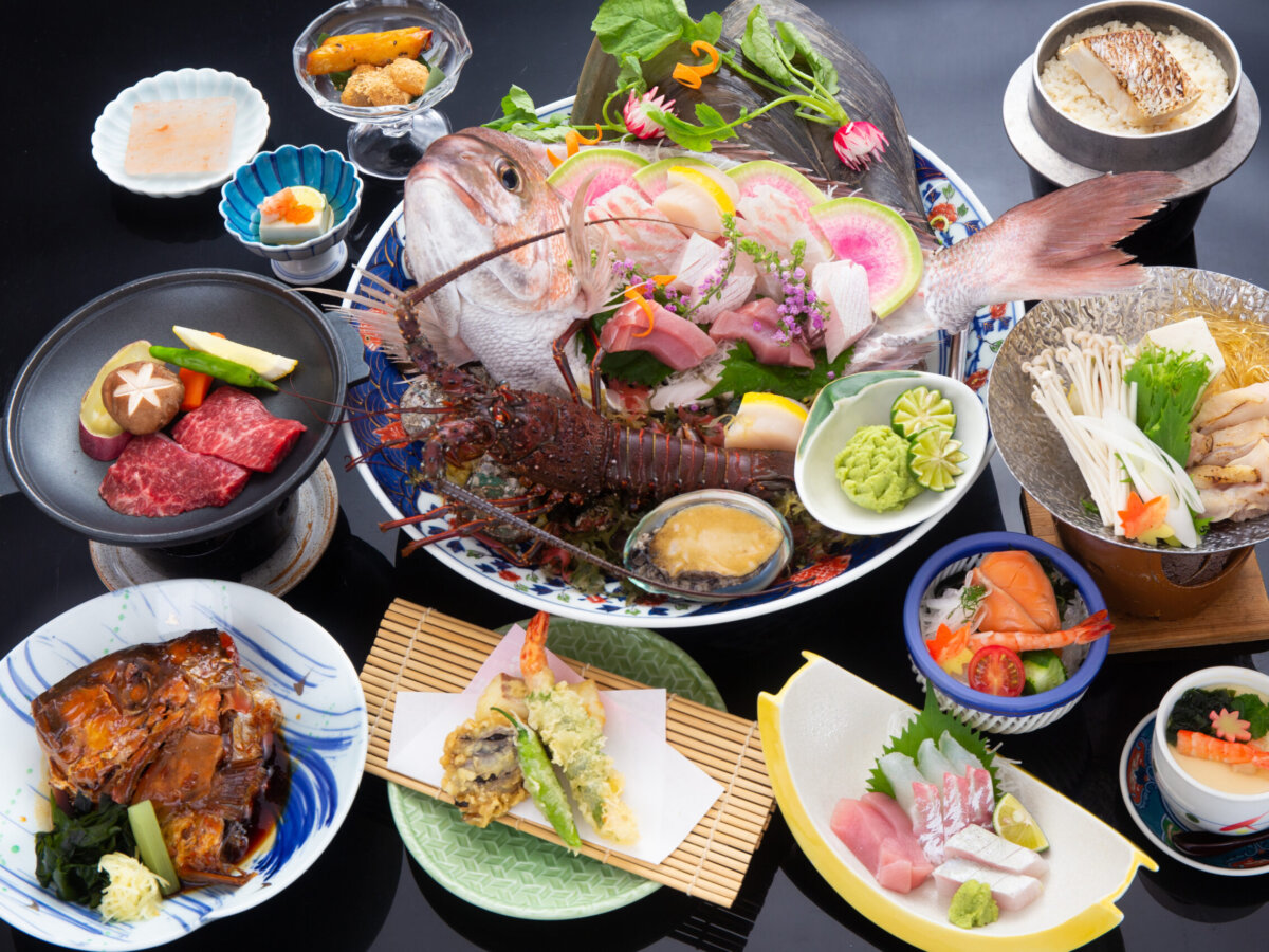 伊勢海老・あわび・鳴門鯛・阿波牛・阿波尾鶏会席