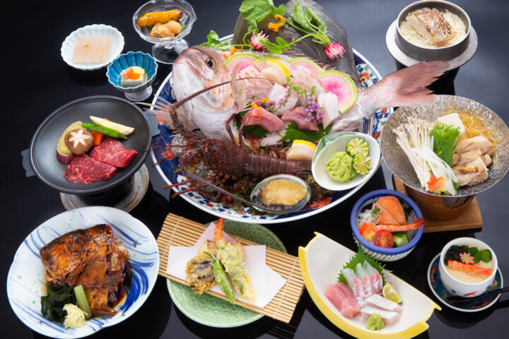 伊勢海老・あわび・鳴門鯛・阿波牛・阿波尾鶏会席
